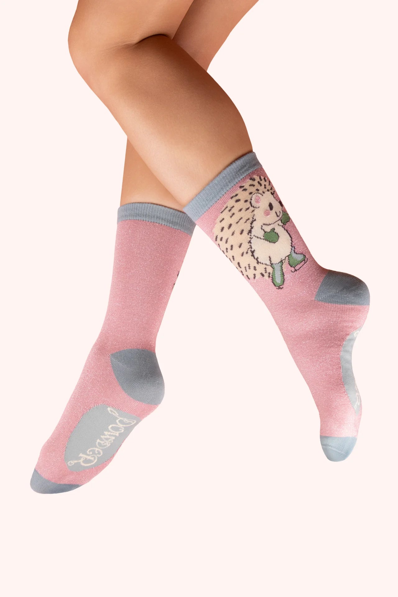 Powder Glitter Skating Hedgehog Ankle Socks