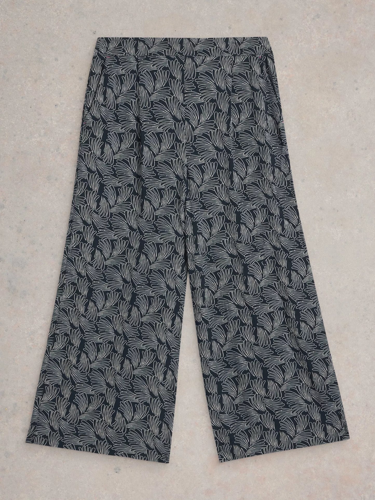Lisette Crinkle Crop Culotte in Navy Print