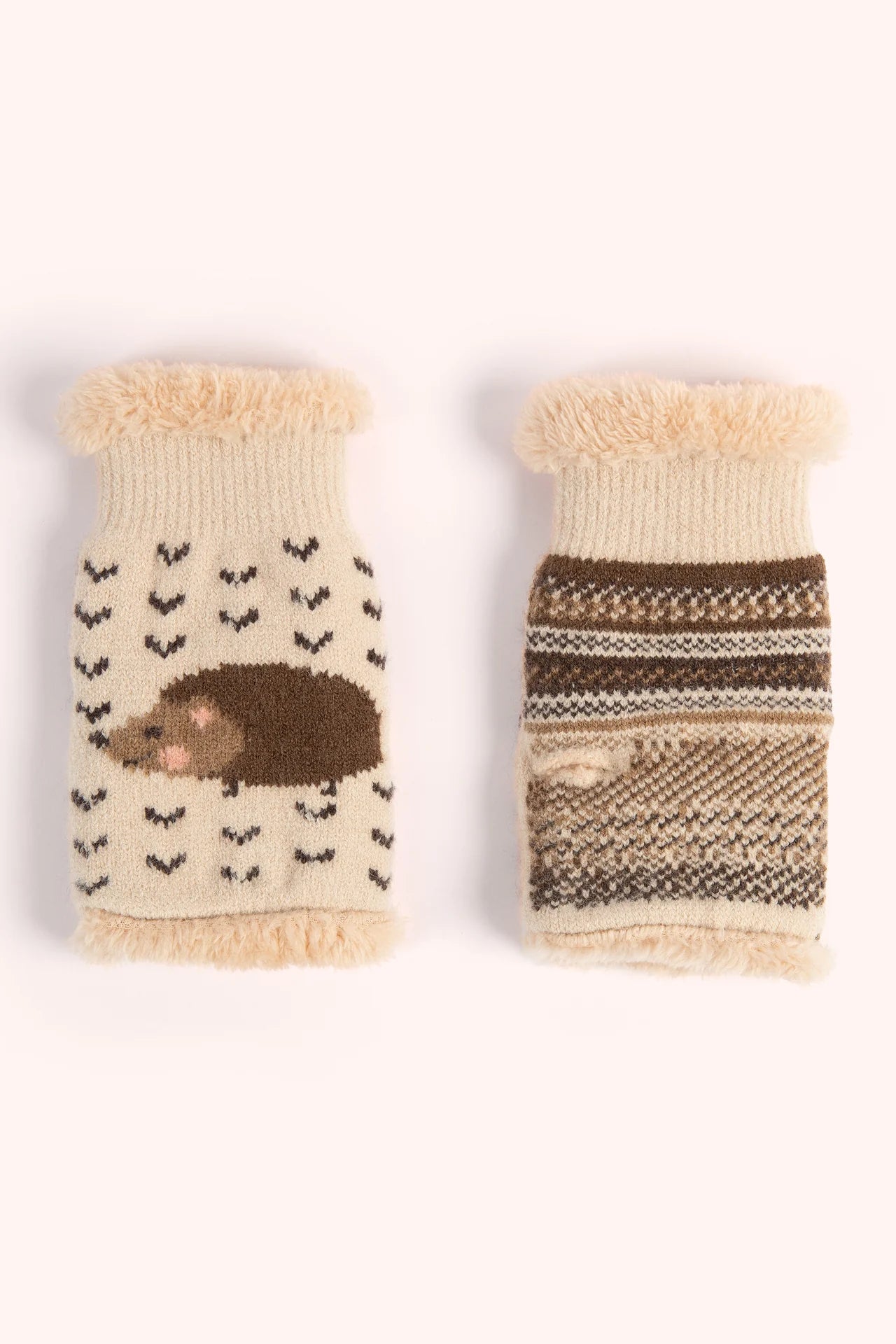 Powder Hedgehog Wrist Warmers Cream