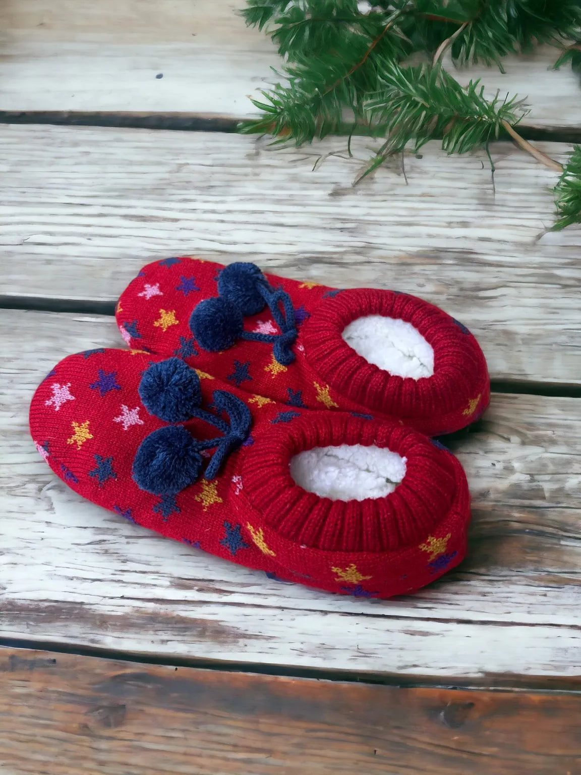 Jess & Lou Shining Stars Red Super Cosy Slippers