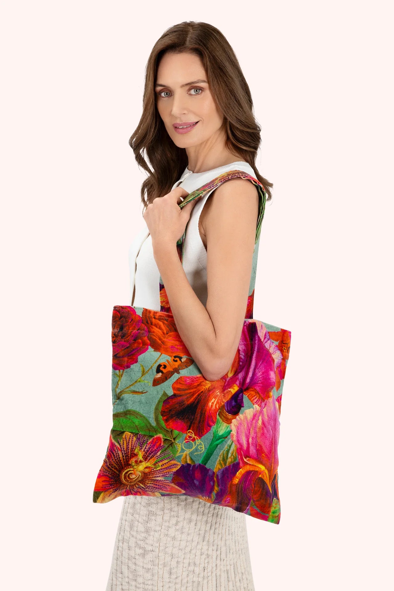 Powder Velvet Tote Bag Winter Iris
