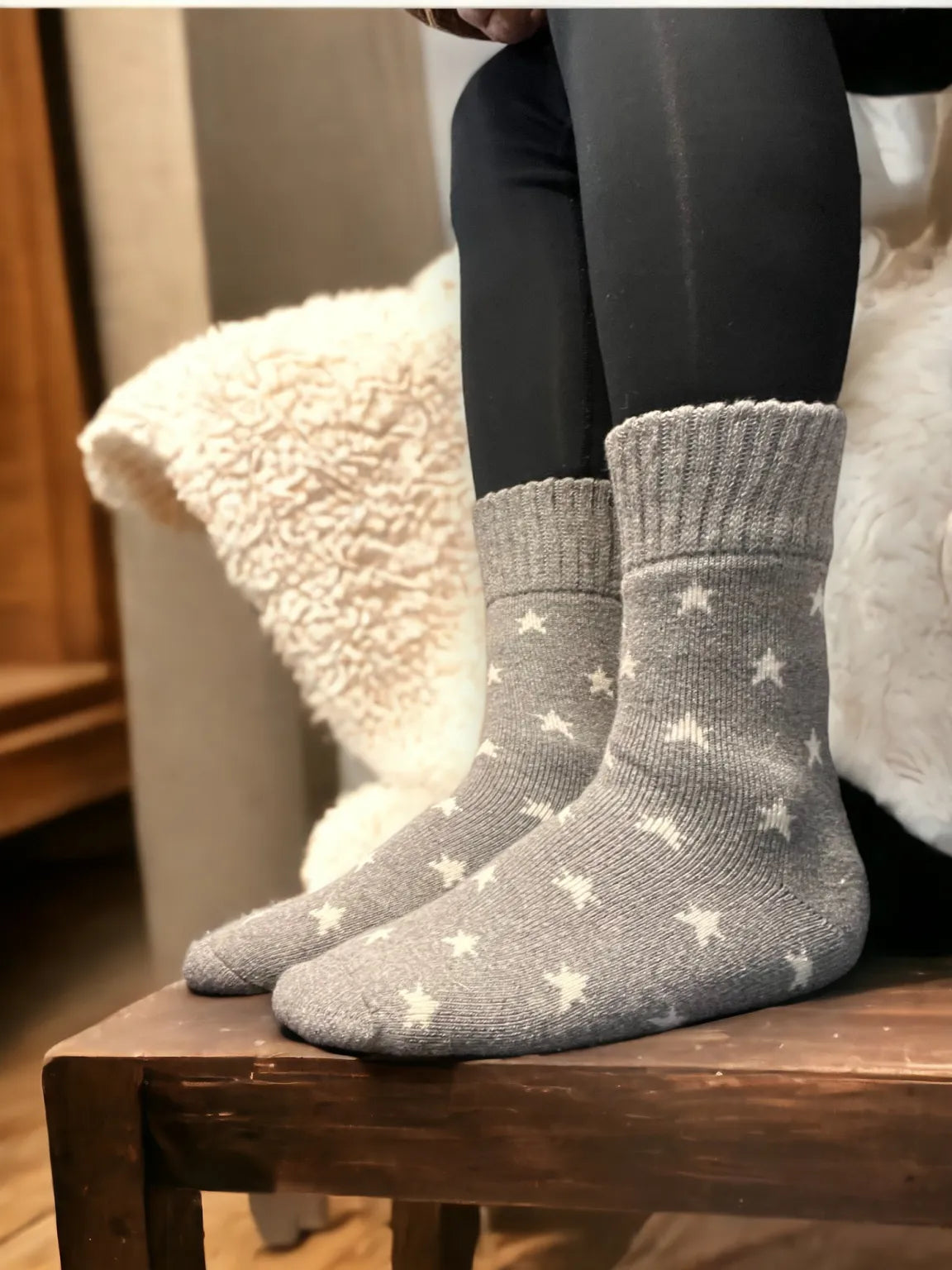 Jess & Lou Heart Stylish Stars Ribbed Black Socks