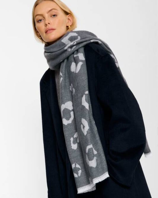 Katie Loxton Printed Blanket Scarf Leopard Print