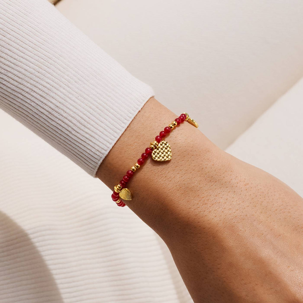 Joma Jewellery Autumn's Calling A Little 'Cosy Season' Bracelet In Gold Plating