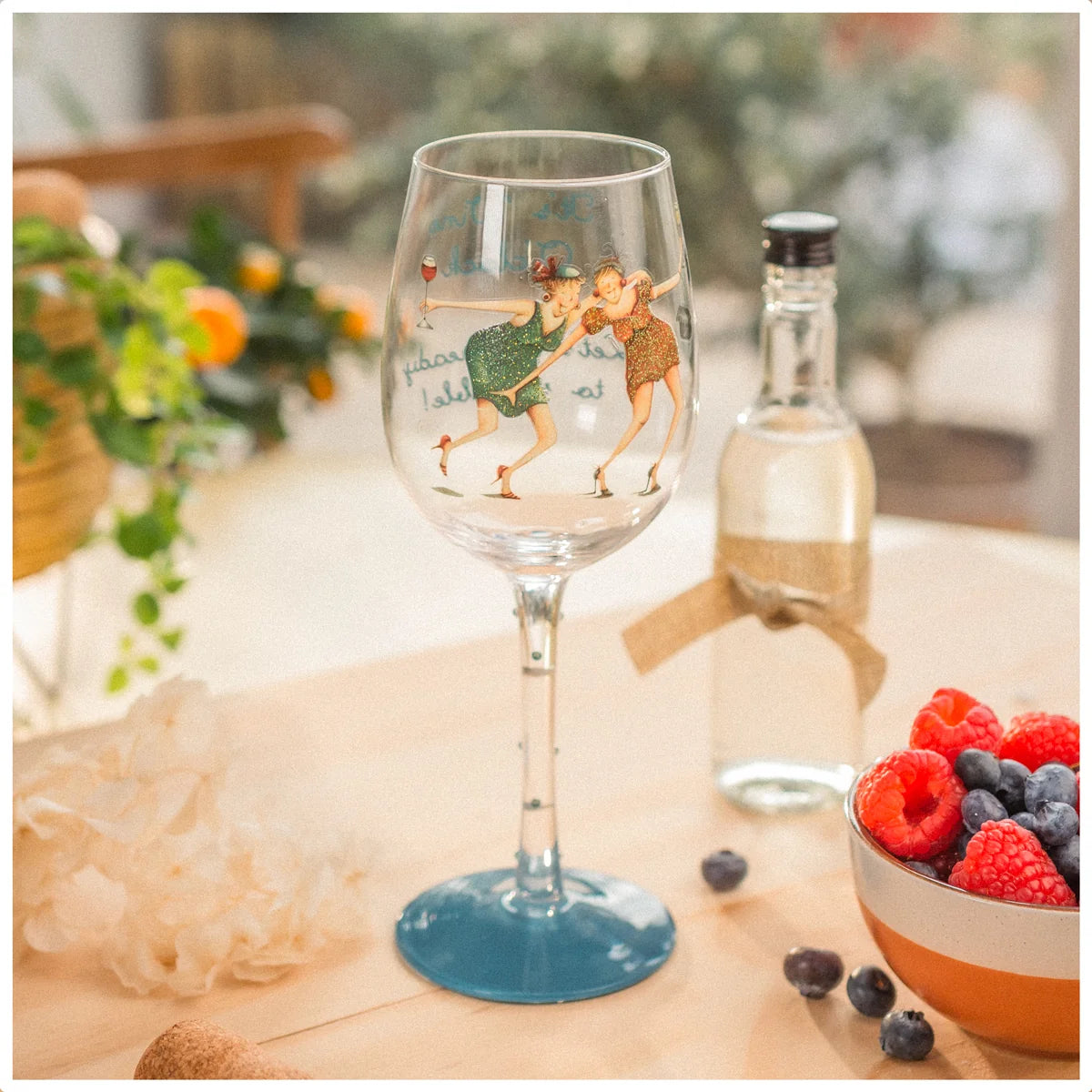 Berni Parker  Wine Glass  It's Wine O' Clock