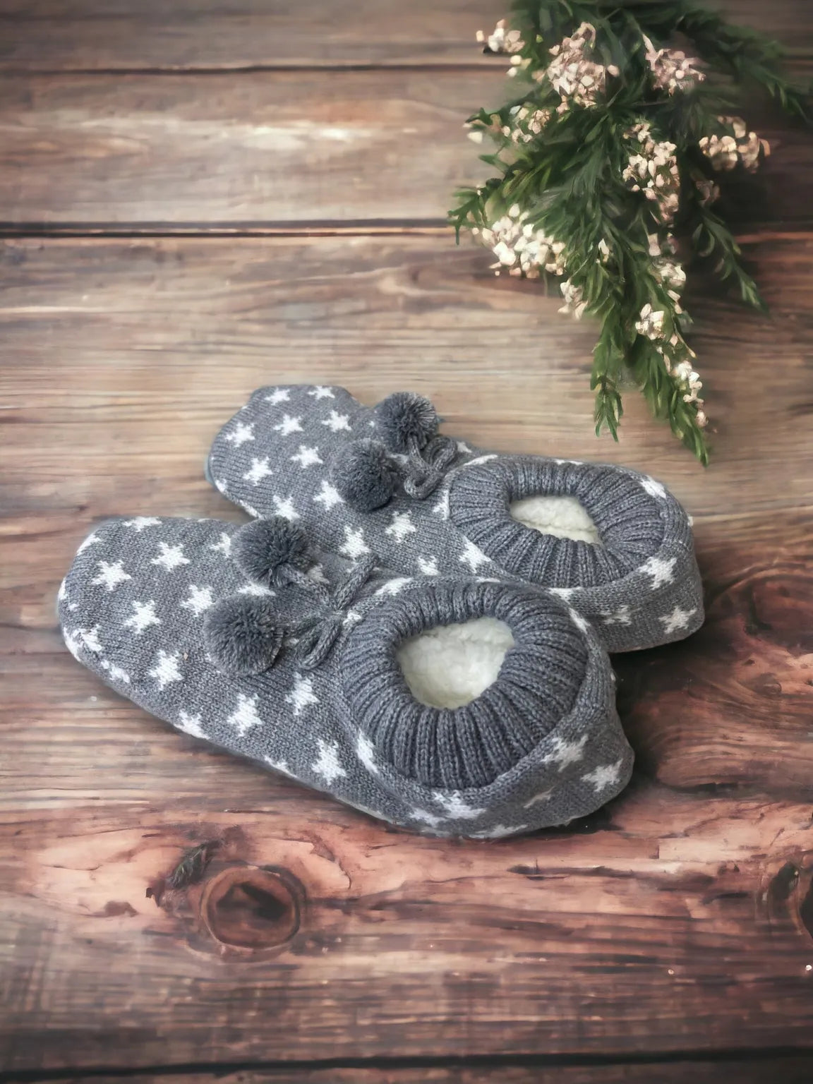 Jess & Lou Shining Stars Grey Super Cosy Slippers