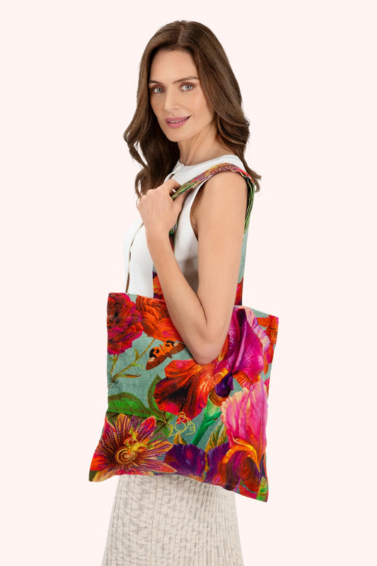 Powder Velvet Tote Bag Winter Iris